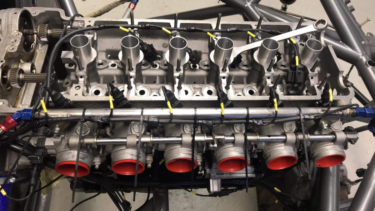 The Best Standalone Ecu For The Bmw S54 3 Bmw S54 Individual Throttle Bodies (Itbs) With Pre-Throttle Airbox Pressure Sensor — Load Sensing Setup On A Race S54 Build By Xtra Motorsport