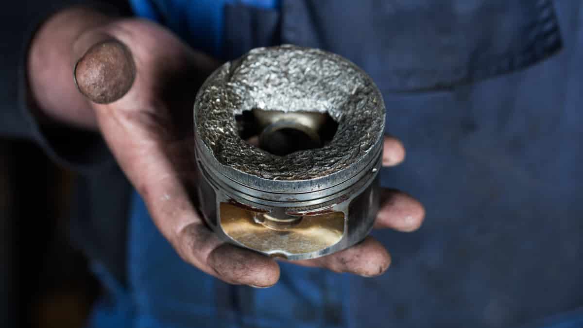 Engine Knock Control — How Ecus Detect And Manage Detonation 2 Causes Of Engine Knock — Ignition Timing, Fuel Octane, Air/Fuel Ratio, Intake Temperature, And Combustion Chamber Deposits